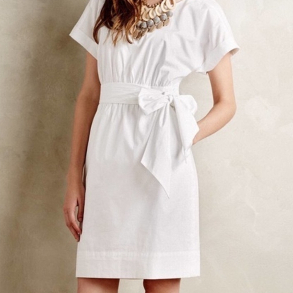 Elegant White Anthropologie HD In Paris Dress with Bow Detail Sz 6/Small